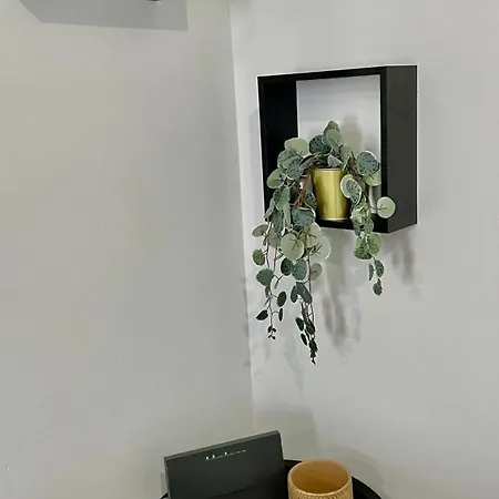 Apartment Stylish Spacious At The Centre Of Monastiraki Athens